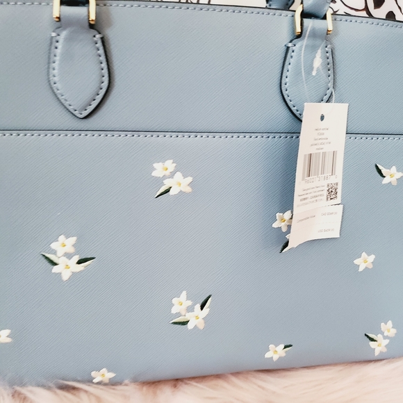 NWT KATE SPADE FLORAL EMBROIDERY MADISON BLUE WHITE CROSSBODY MEDIUM SATCHEL - Picture 4 of 7